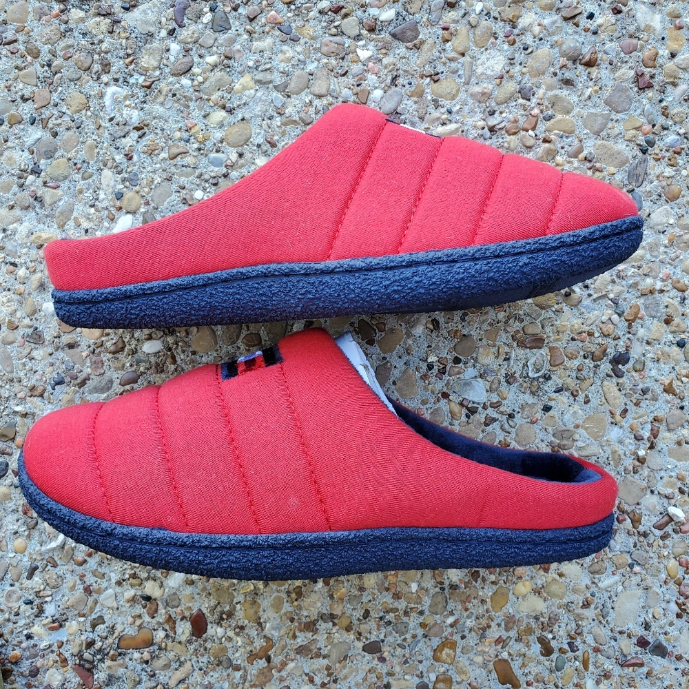 Tommy Hilfiger Red Flag Slippers Women's 6 Cozy New